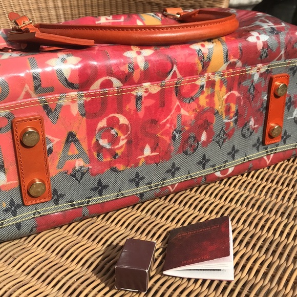 LOUIS VUITTON
Richard Prince Pink Denim Defile Weekender GM Pulp Bag - Picture 7 of 9